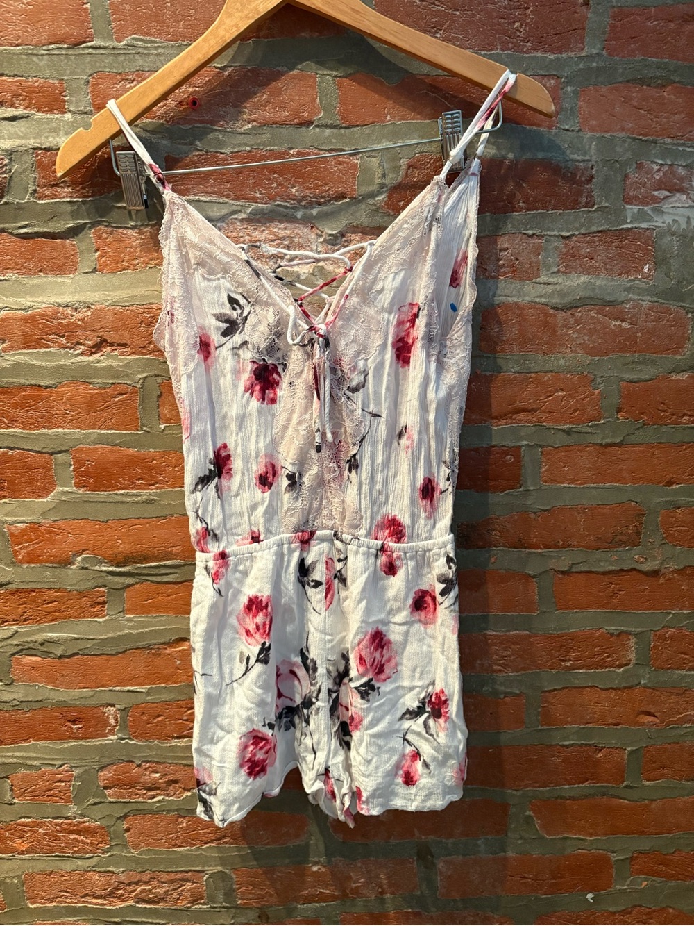 Floral Lace-Up Spaghetti Strap Romper in White with Pink Blooms